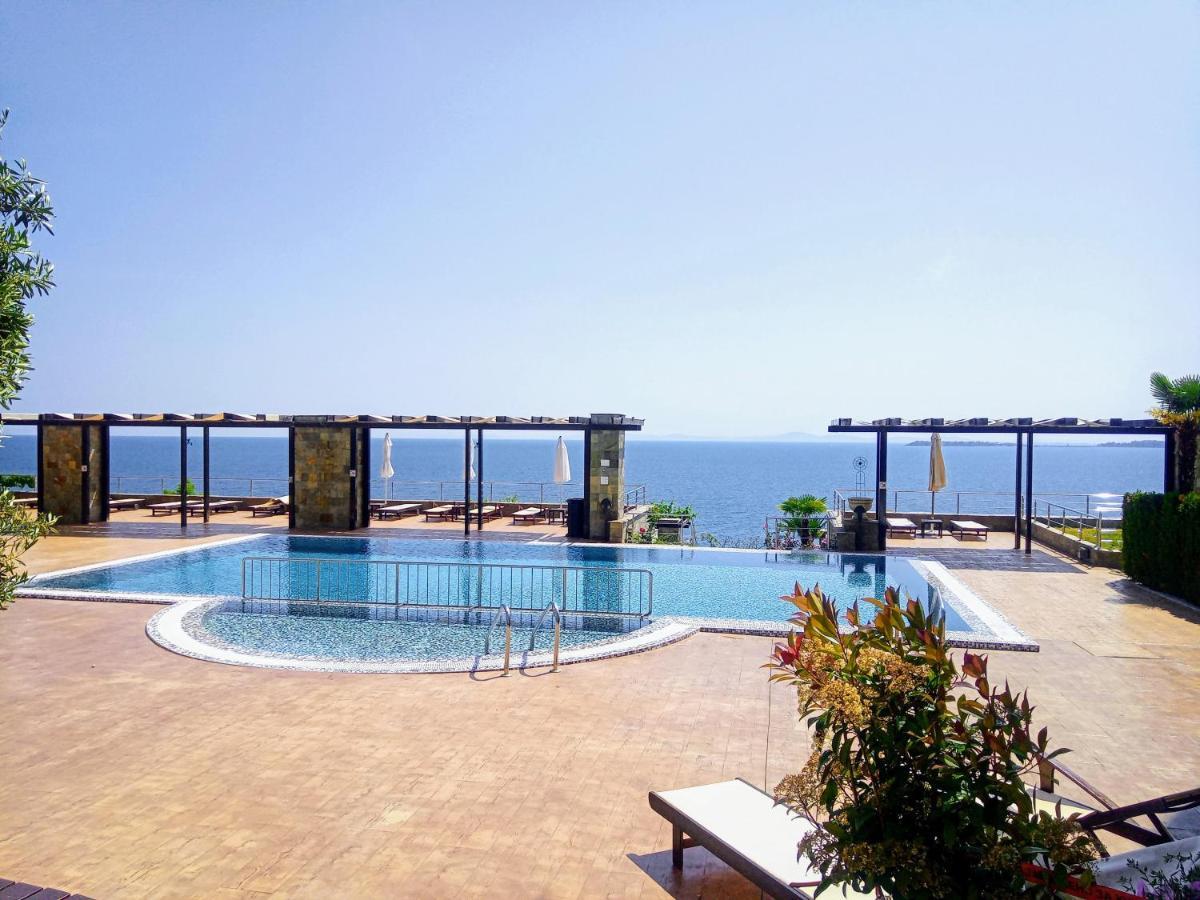 Dolce Vita II Waterfront Sunset Sea View Luxury Apartament Sveti Vlas Esterno foto