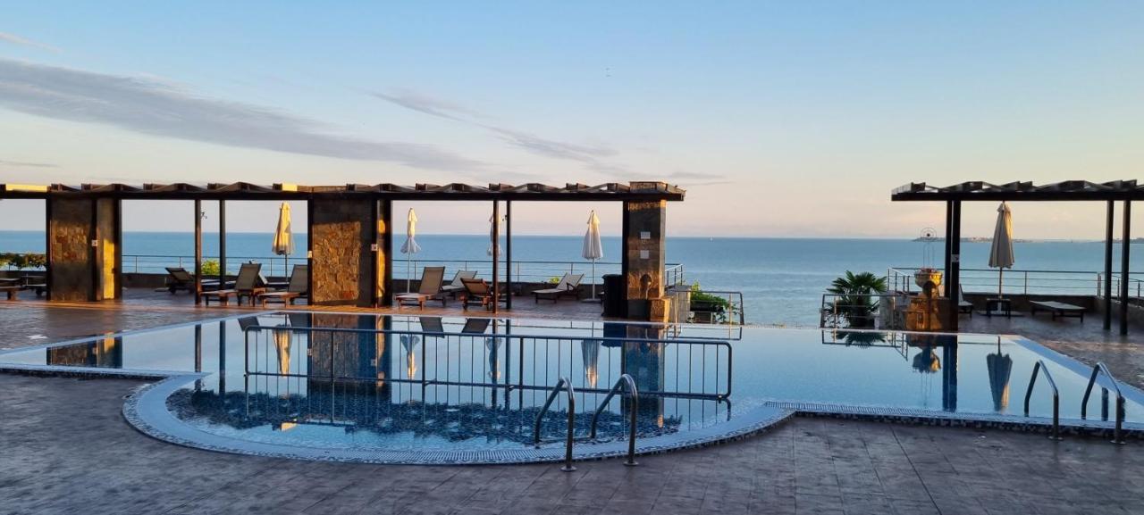 Dolce Vita II Waterfront Sunset Sea View Luxury Apartament Sveti Vlas Esterno foto