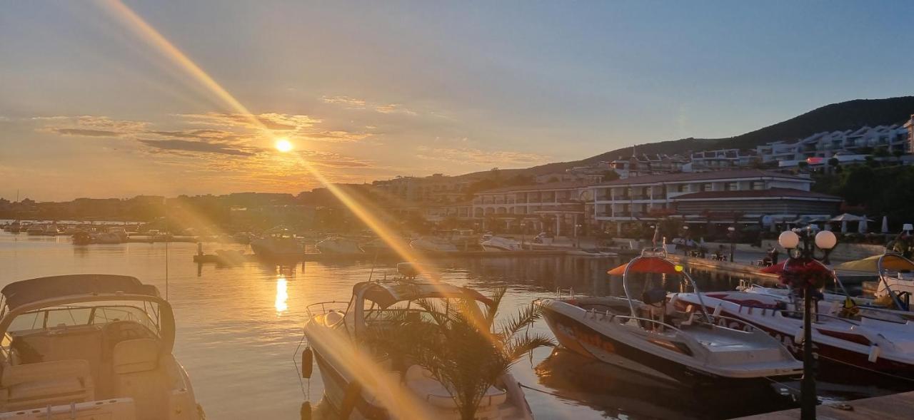 Dolce Vita II Waterfront Sunset Sea View Luxury Apartament Sveti Vlas Esterno foto